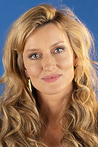 Porträt von Natascha McElhone