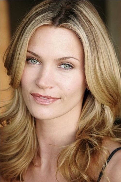 Porträt von Natasha Henstridge