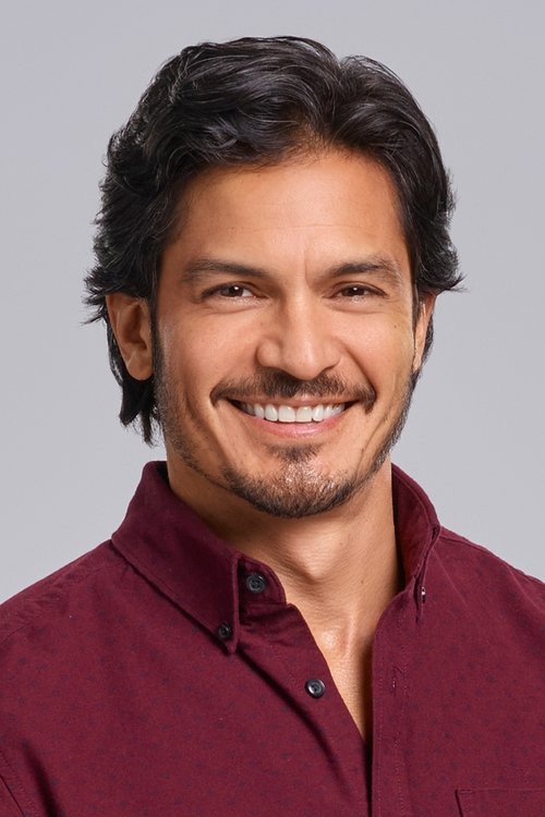 Porträt von Nicholas Gonzalez