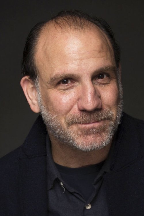 Porträt von Nick Sandow