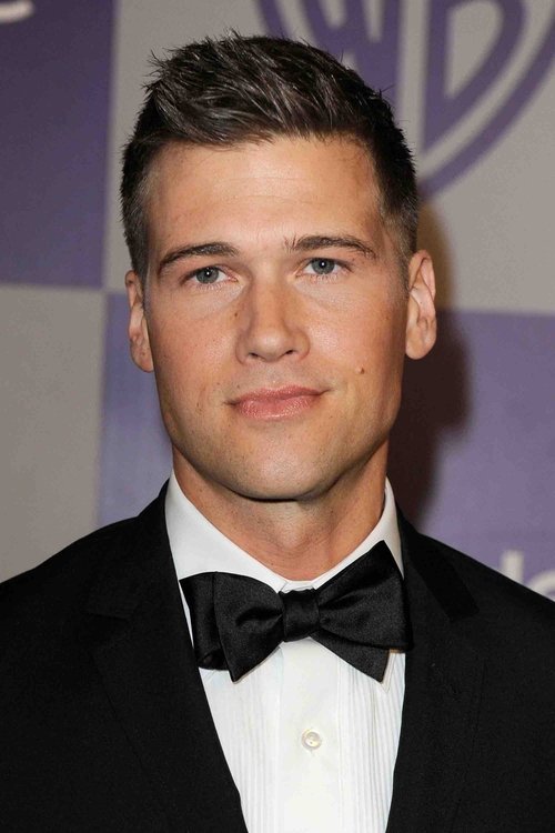 Porträt von Nick Zano