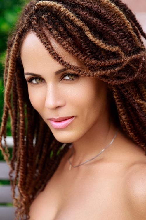 Porträt von Nicole Ari Parker