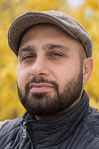 Porträt von Nima Yousefi