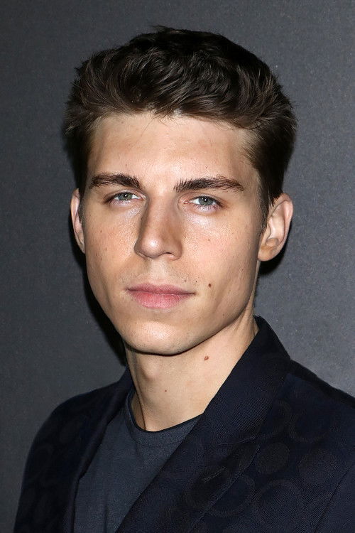 Porträt von Nolan Gerard Funk