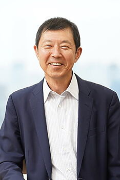Porträt von Osamu Yoshiba