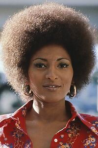 Porträt von Pam Grier