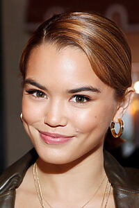 Porträt von Paris Berelc