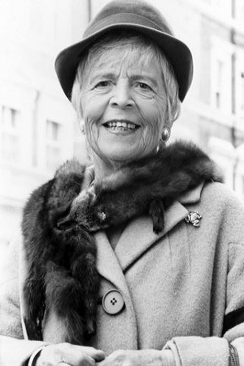 Porträt von Patricia Hayes