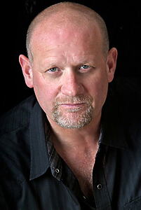 Porträt von Patrick Massett
