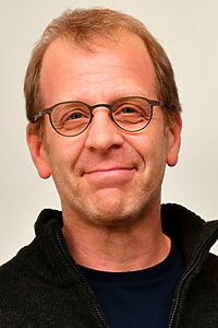 Porträt von Paul Lieberstein