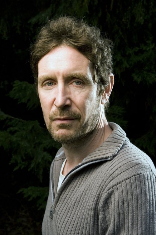 Porträt von Paul McGann