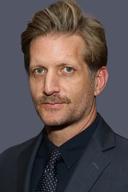 Porträt von Paul Sparks