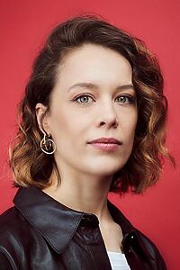 Porträt von Paula Beer