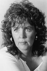 Porträt von Pauline Collins