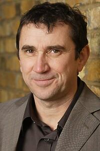 Porträt von Phil Daniels