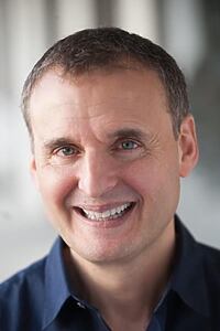 Porträt von Phil Rosenthal
