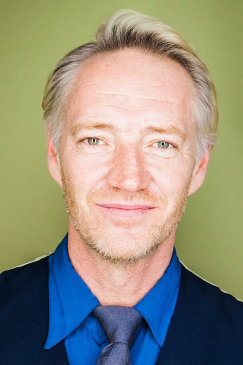 Porträt von Phillip MacKenzie
