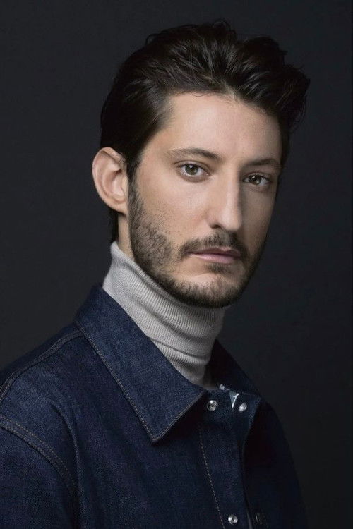 Porträt von Pierre Niney