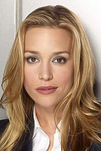 Porträt von Piper Perabo
