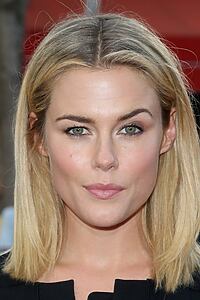 Porträt von Rachael Taylor