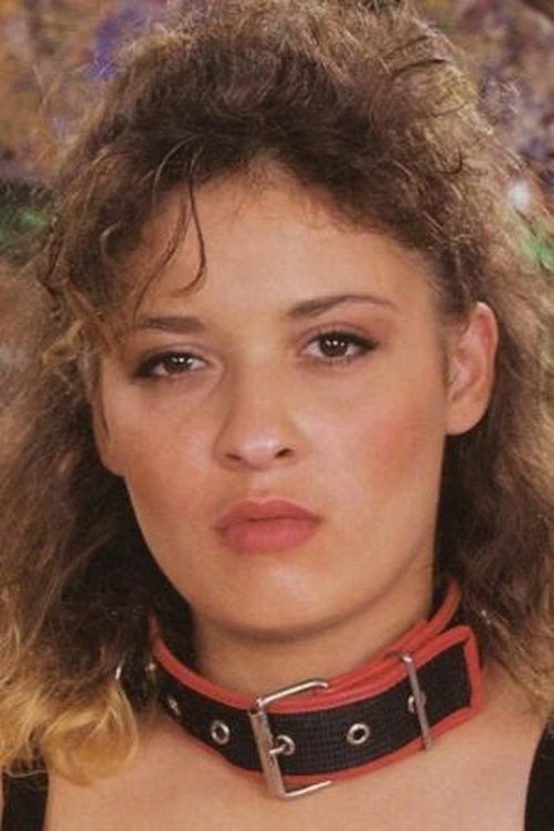 Porträt von Raffaëla Anderson