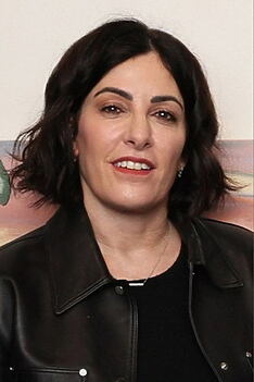 Porträt von Randi Hiller