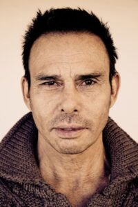 Porträt von Raoul Max Trujillo