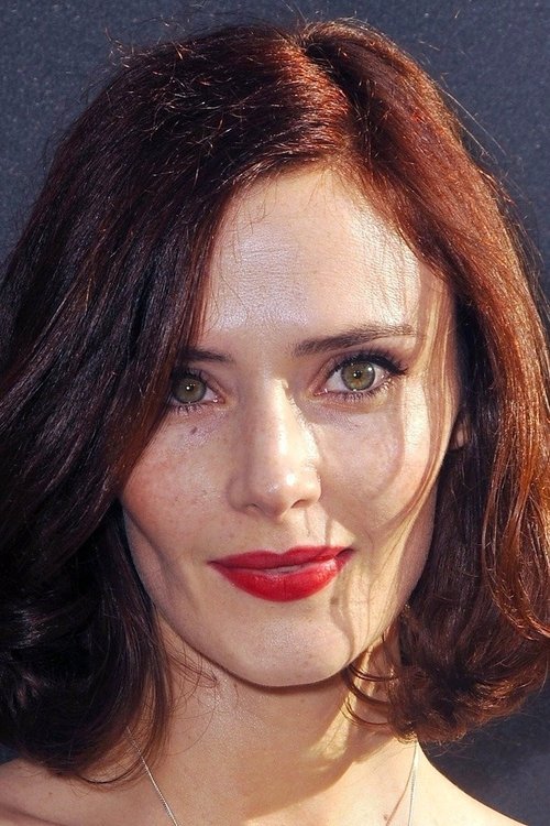 Porträt von Rebecca Calder