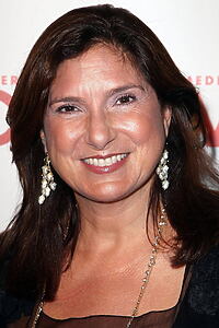 Porträt von Regina K. Scully