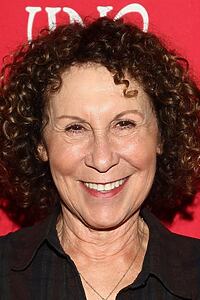 Porträt von Rhea Perlman