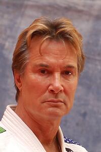Porträt von Richard Norton