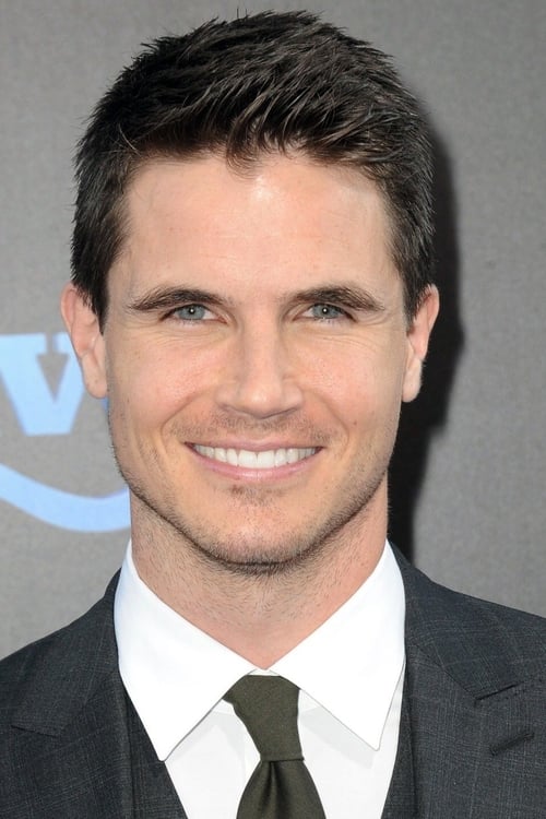Porträt von Robbie Amell