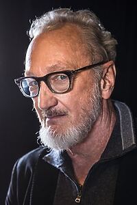 Porträt von Robert Englund