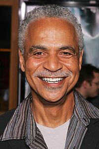 Porträt von Ron Glass