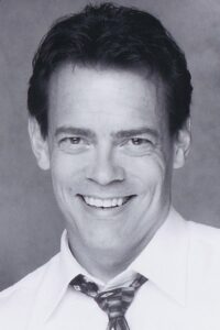 Porträt von Ron Pardo