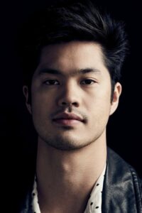 Porträt von Ross Butler