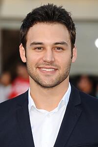 Porträt von Ryan Guzman
