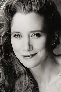 Porträt von Sally Kirkland