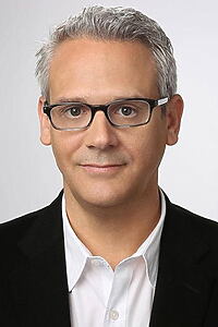 Porträt von Sam Register