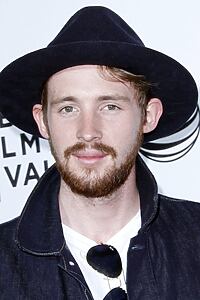 Porträt von Sam Wrench