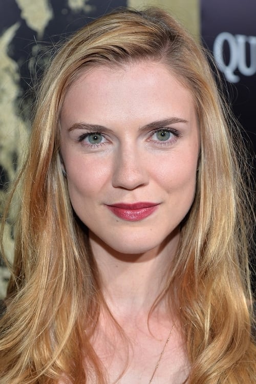 Porträt von Sara Canning