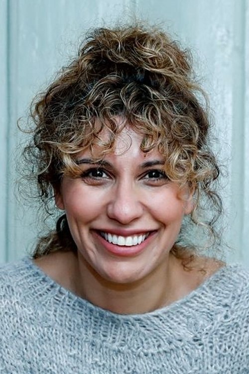 Porträt von Sara Khorami