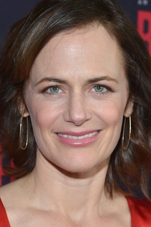 Porträt von Sarah Clarke