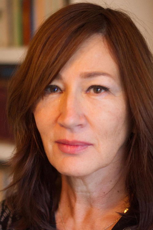 Porträt von Sarah Crowe