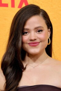 Porträt von Sarah Jeffery
