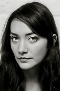 Porträt von Selma Alaoui