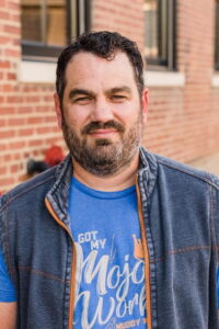Porträt von Shane Dax Taylor