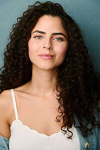 Porträt von Shannon Gisela