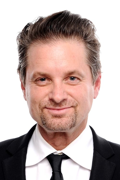 Porträt von Shea Whigham