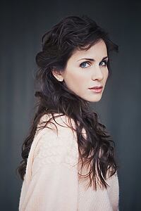 Porträt von Shoshana Wilder